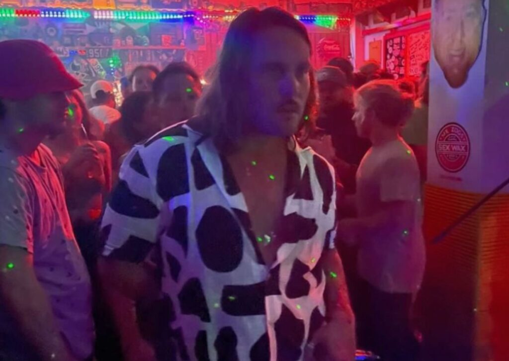 Manny at La Estacion